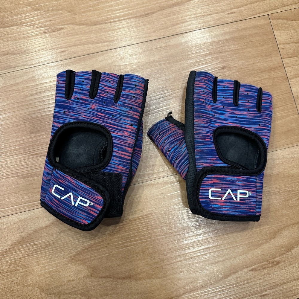 CAP Fingerless Workout Gloves